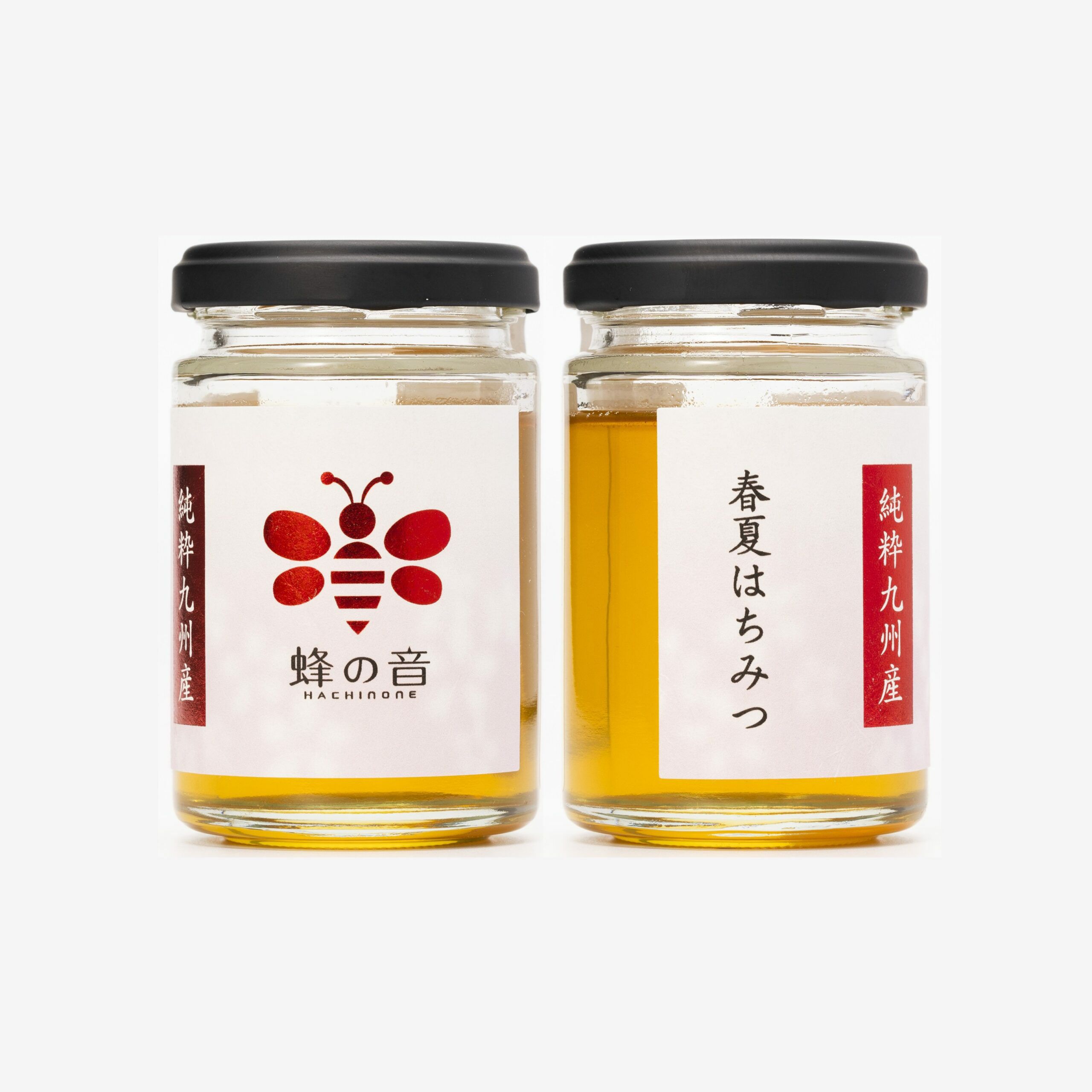 九州の温暖な気候の「春」から「夏」にかけて採蜜された、純粋な百花はちみつの瓶単体画像。豊かな花の香りと、まろやかな甘さが特徴の国産はちみつ。