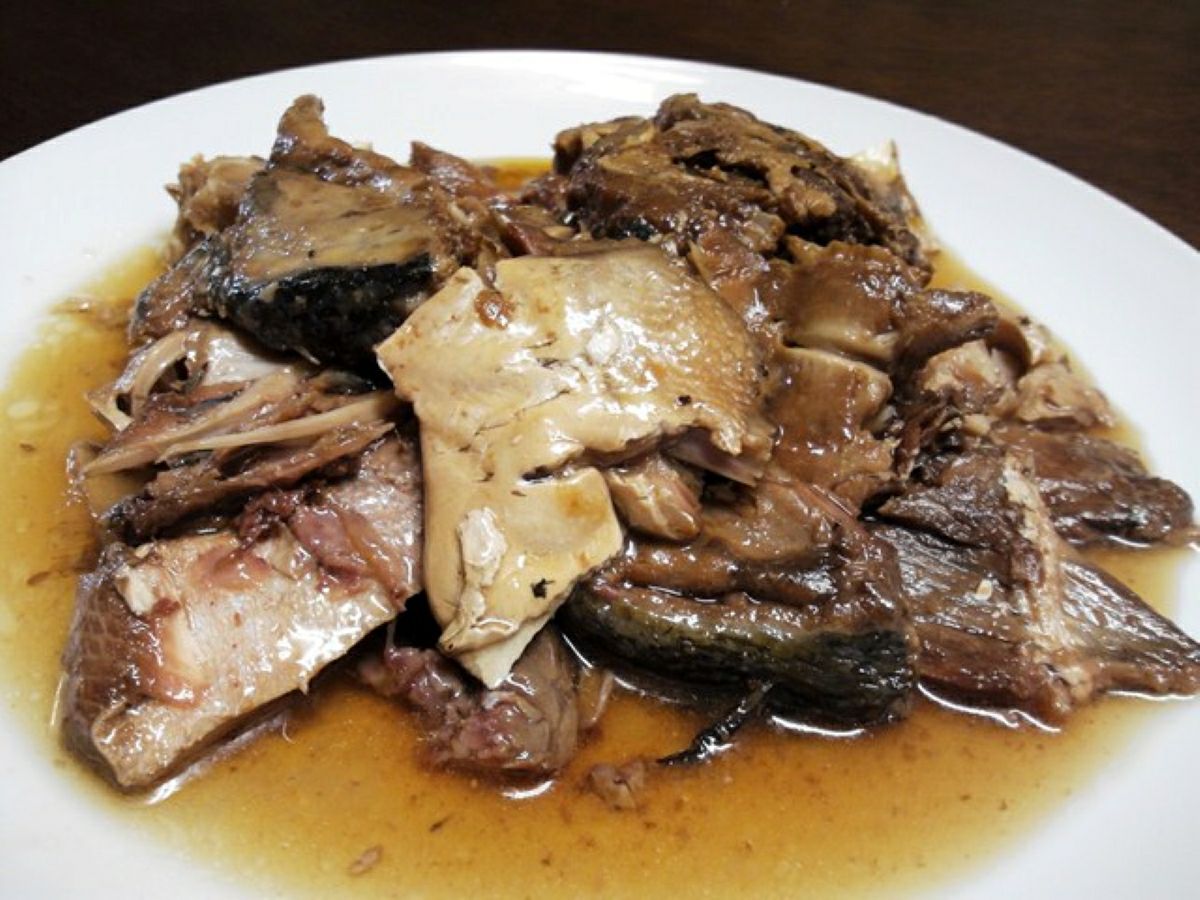 大分県産のブランド魚「関ぶり」を煮付けた「あら煮」5個セットの画像。手軽に楽しめるおかずとして通販でお取り寄せ。